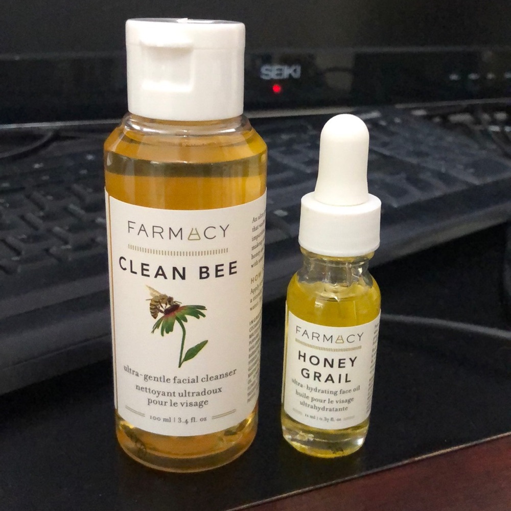 FARMACY skincare set (100% NEW)